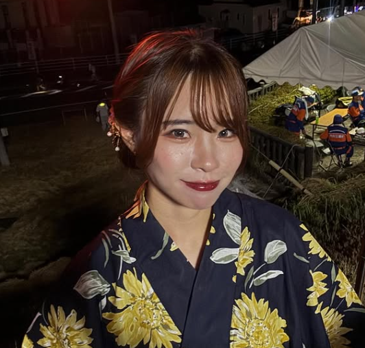 山本有真